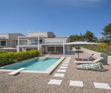 Kaela Pool Villas