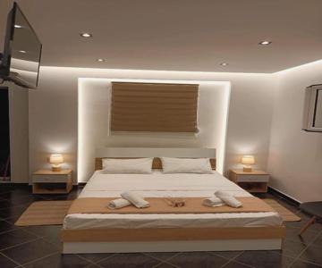 Alexander Apartment's