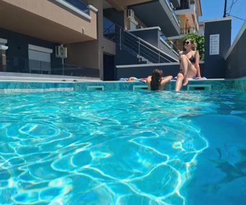 Sl-delux-greece-paralia