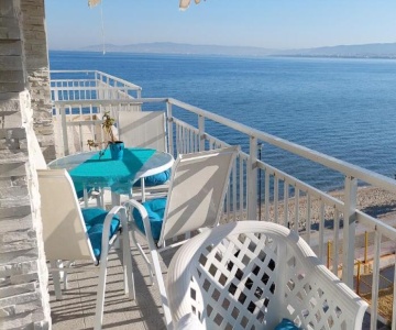Sea View Perea Apartment