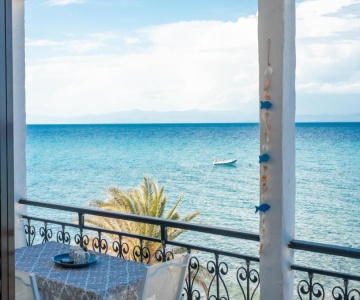 Houseloft Sandals Beachfront