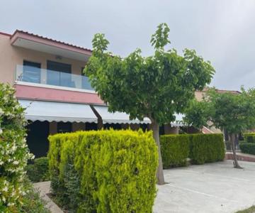 Polychrono Apartments