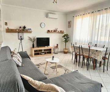 Jacque's Boutique Suite