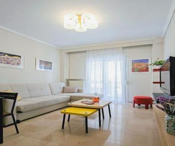 Elli's House