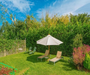 Estia Coastal Dream - Lush & Enchanting Garden Gem