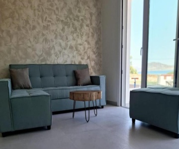 Emvasea Seaside Apartment