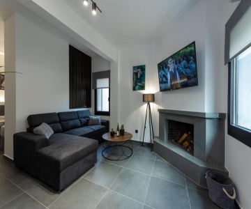 Frourio Lodge Α2