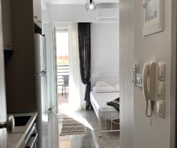 Kinfeels' Apt ( Pm2 )