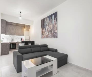 Newly Built Detached House With Parking