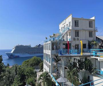 Ocean View Hotel And Restaurant