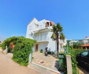 Apartments Neva & Neva Beach House
