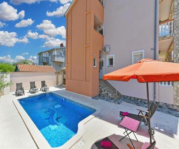 Apartments Smiljan 1466