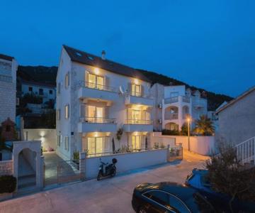 Apartments Vista