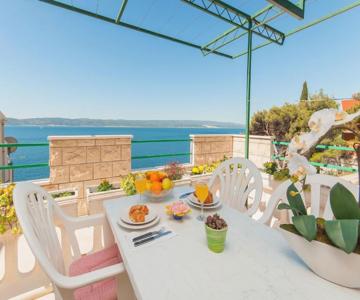 Miran Apartments Pisak