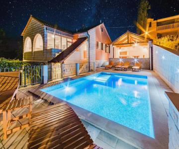Holiday Home Villa Franceska