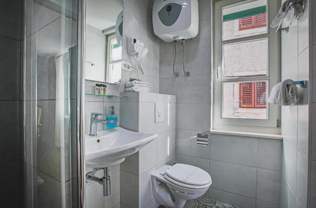 Theatre luxury rooms