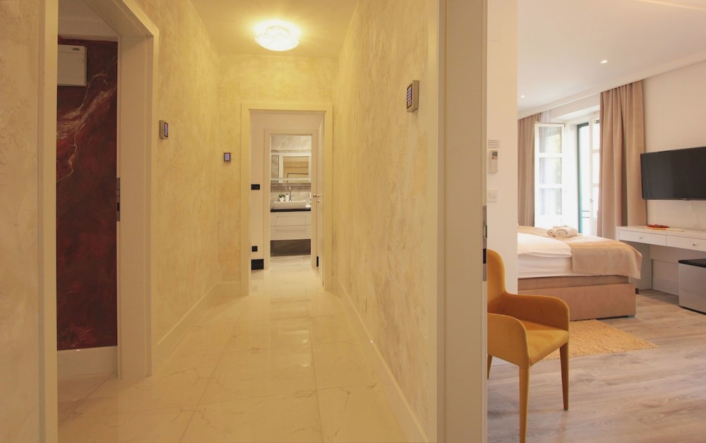 Well Of Life Luxury Rooms