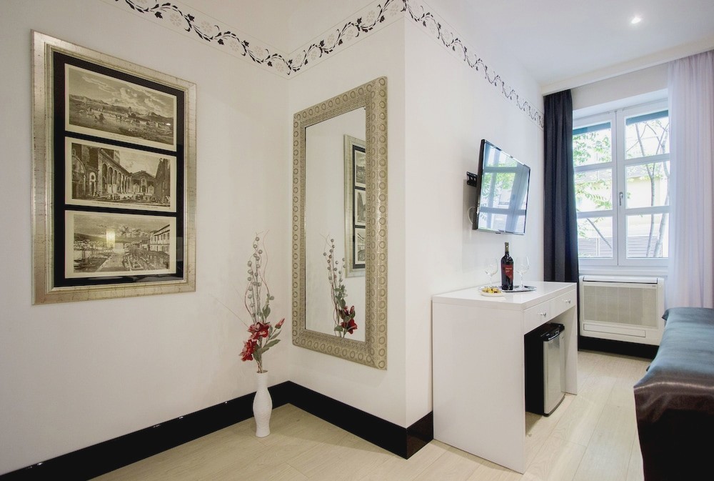 Well Of Life Luxury Rooms