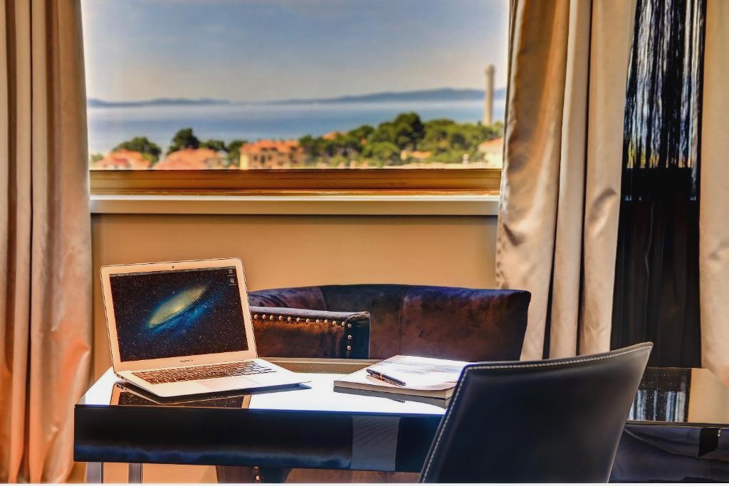 The View Luxury Rooms