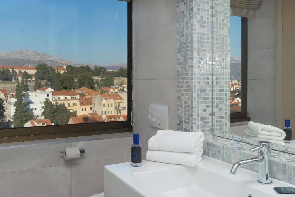 The View Luxury Rooms