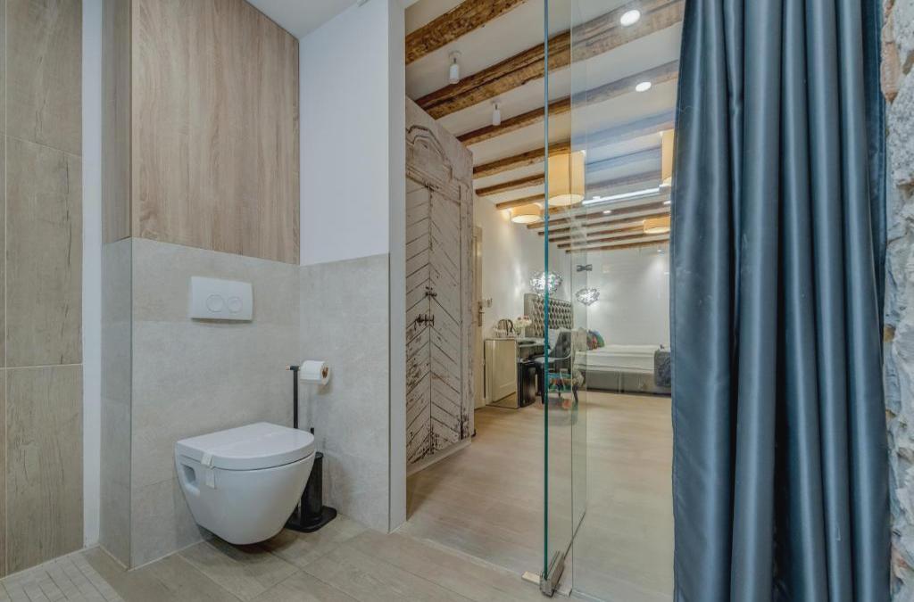 The Code Luxury Rooms