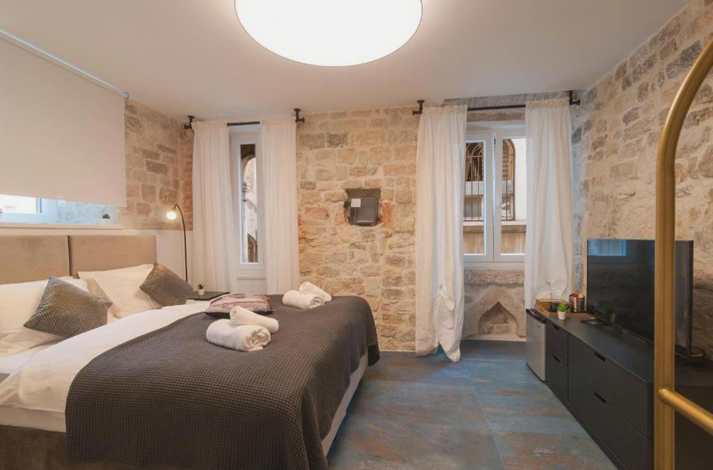 Luxury rooms 7heaven Palace