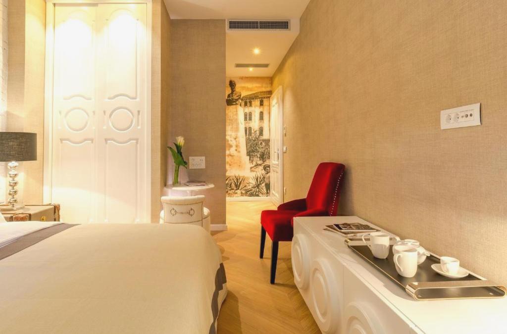 Procurator 7 Luxury Rooms