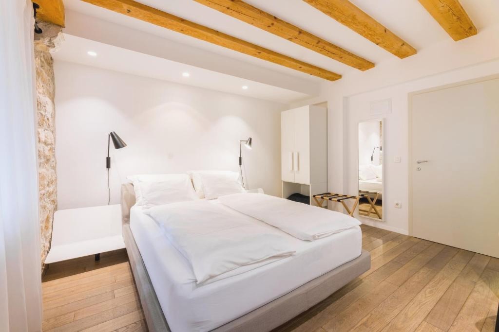 Grgur Ninski Rooms