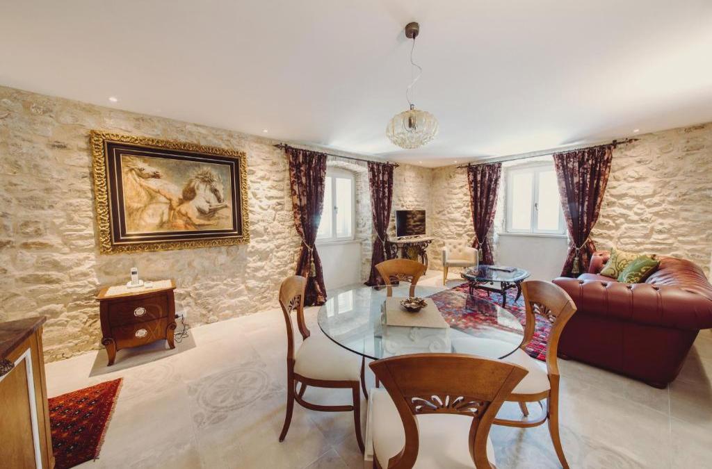 Villa Nepos Hotel