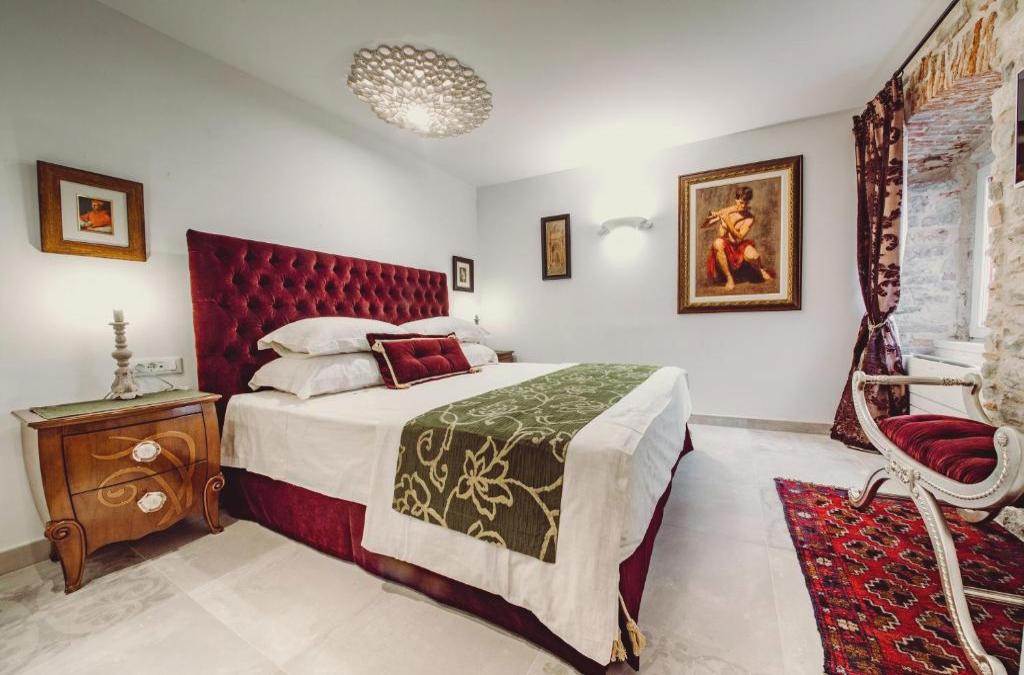 Villa Nepos Hotel