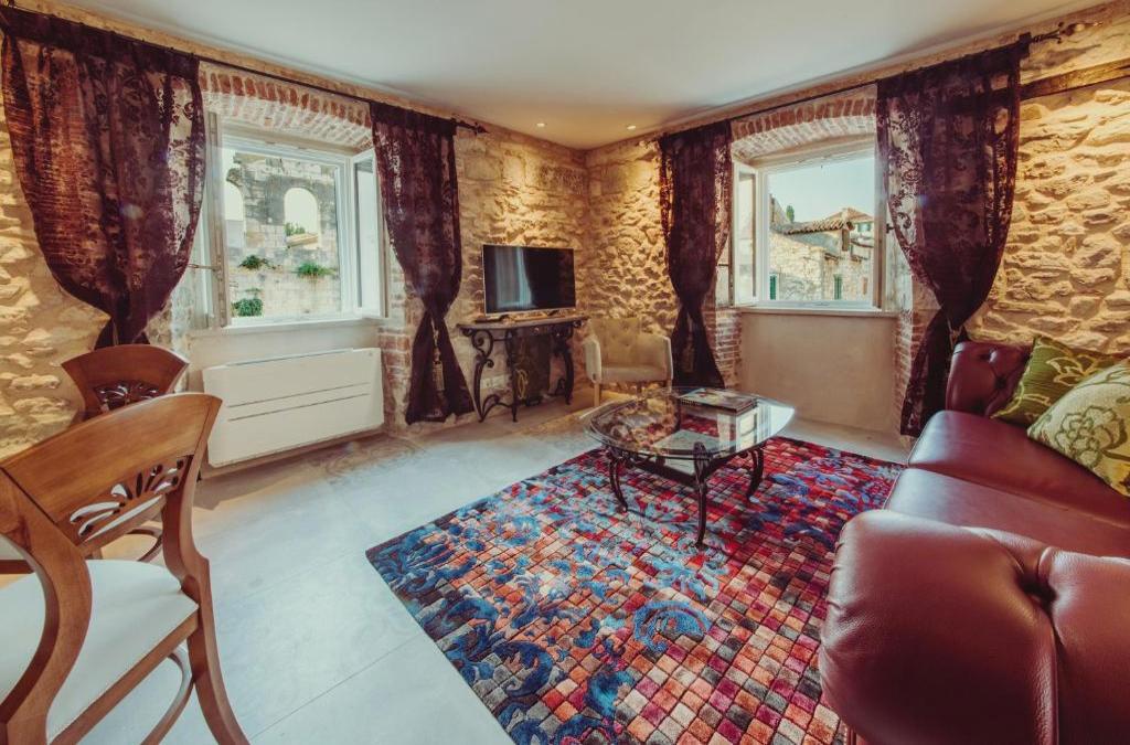 Villa Nepos Hotel
