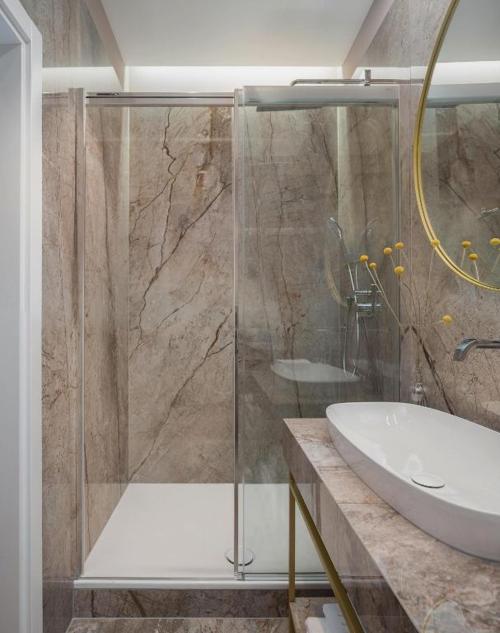 Five Elements Luxury Rooms