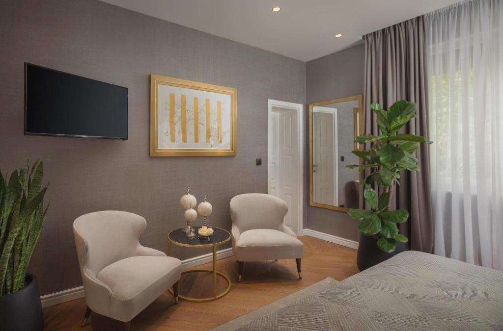 Five Elements Luxury Rooms