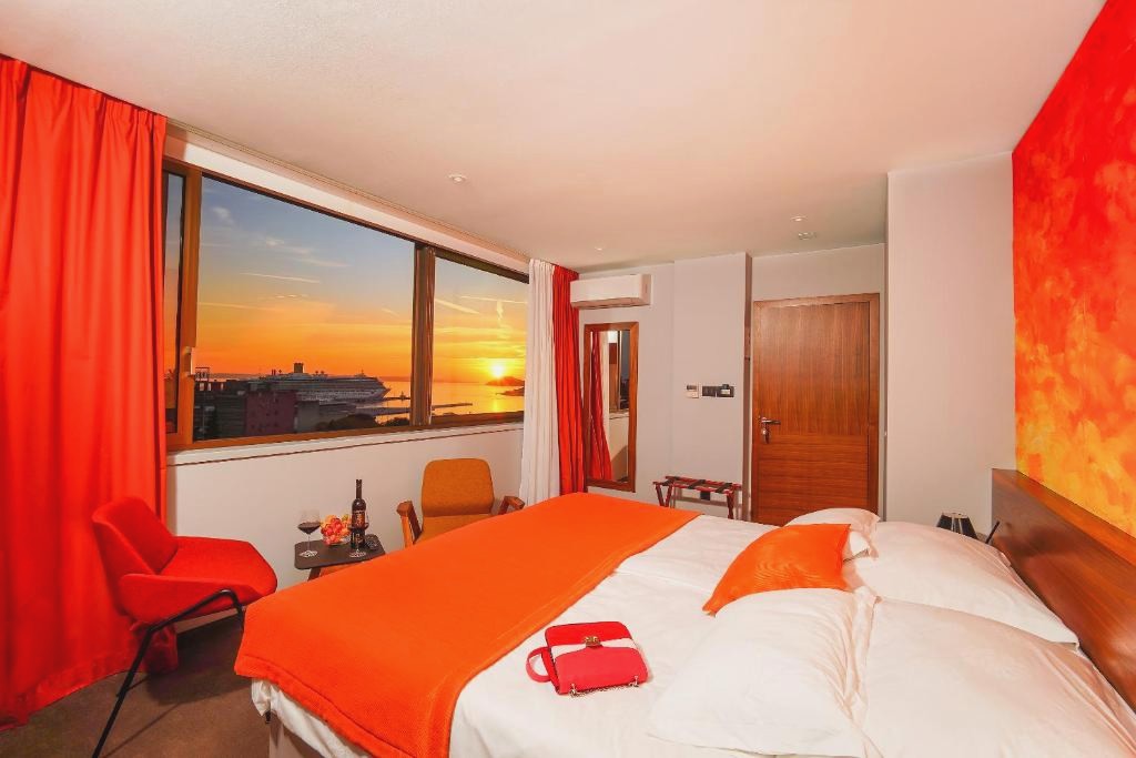 Horizon Luxury Suites & Design Rooms