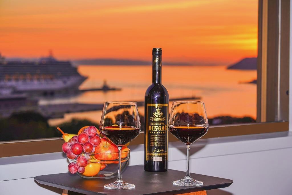 Horizon Luxury Suites & Design Rooms