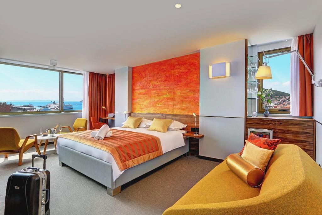 Horizon Luxury Suites & Design Rooms