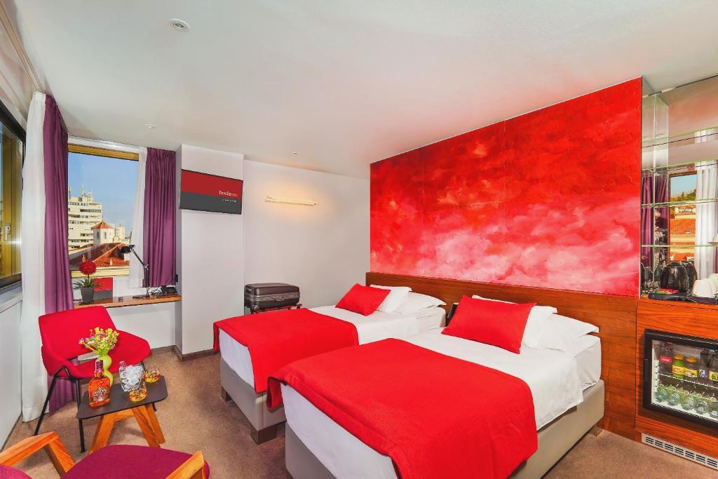 Horizon Luxury Suites & Design Rooms