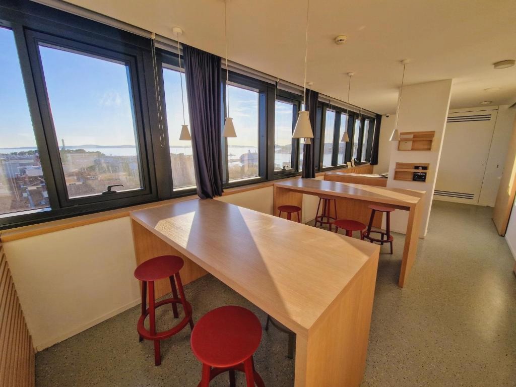 Horizon Luxury Suites & Design Rooms