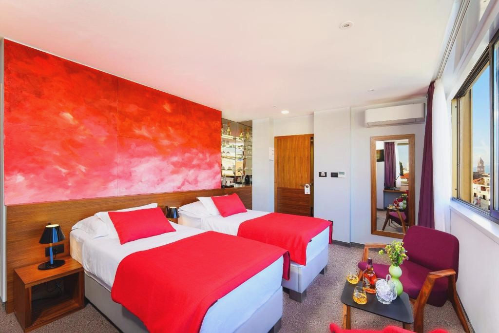 Horizon Luxury Suites & Design Rooms