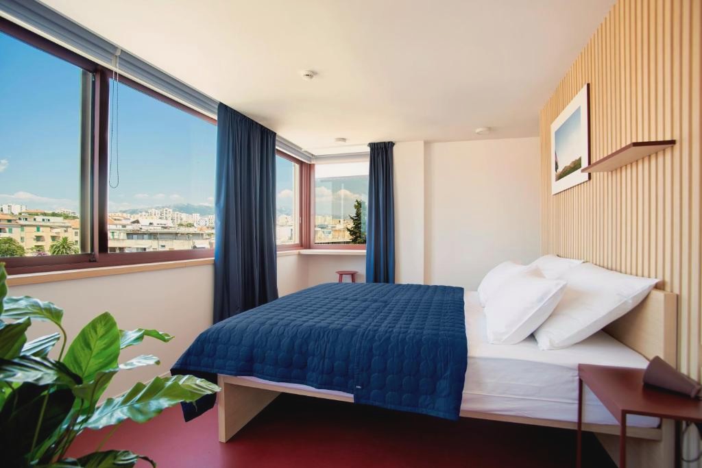 Horizon Luxury Suites & Design Rooms