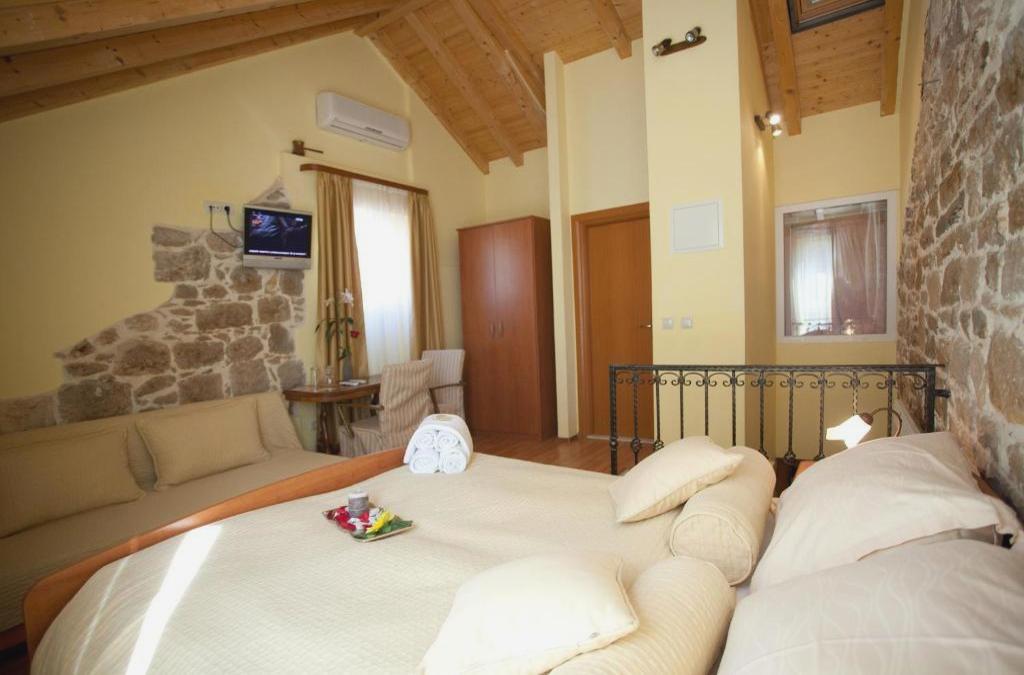 Authentic Luxury Rooms