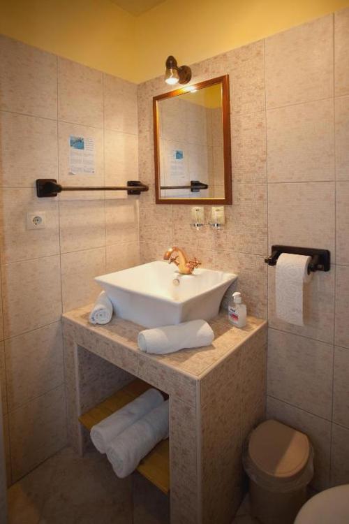 Authentic Luxury Rooms