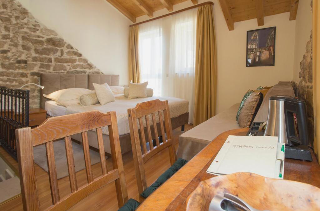 Authentic Luxury Rooms