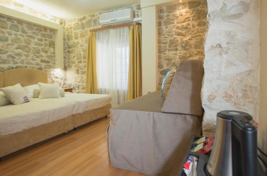 Authentic Luxury Rooms