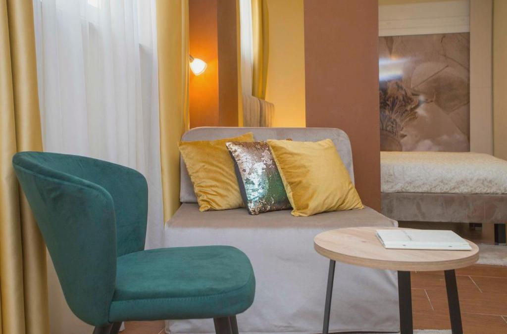 Authentic Luxury Rooms