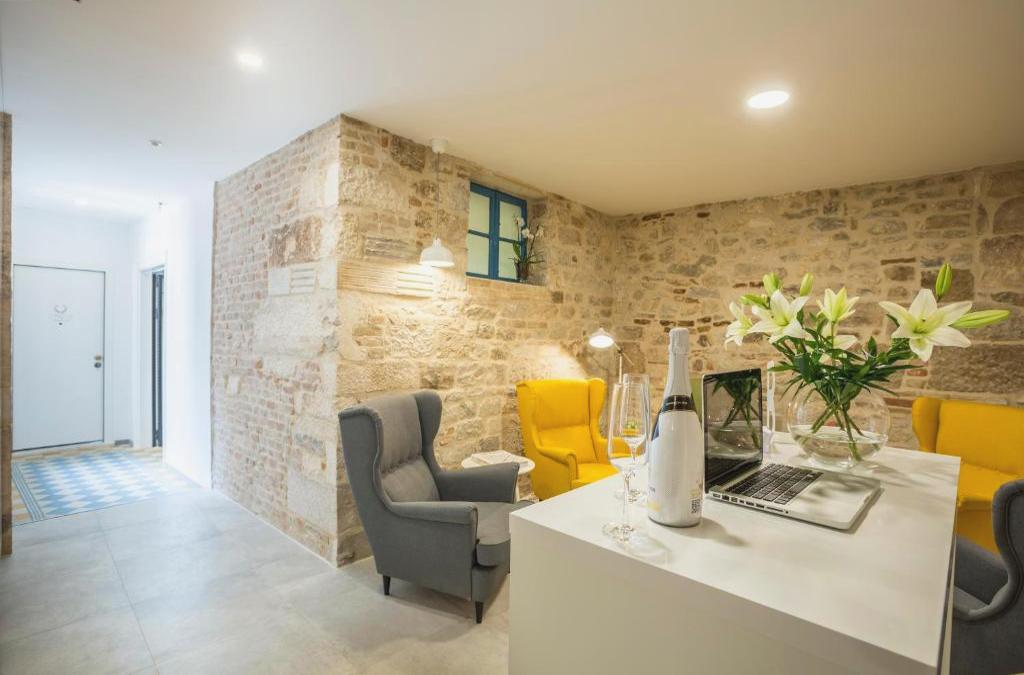 Centro di Centri Rooms