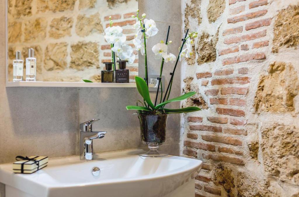 Centro di Centri Rooms
