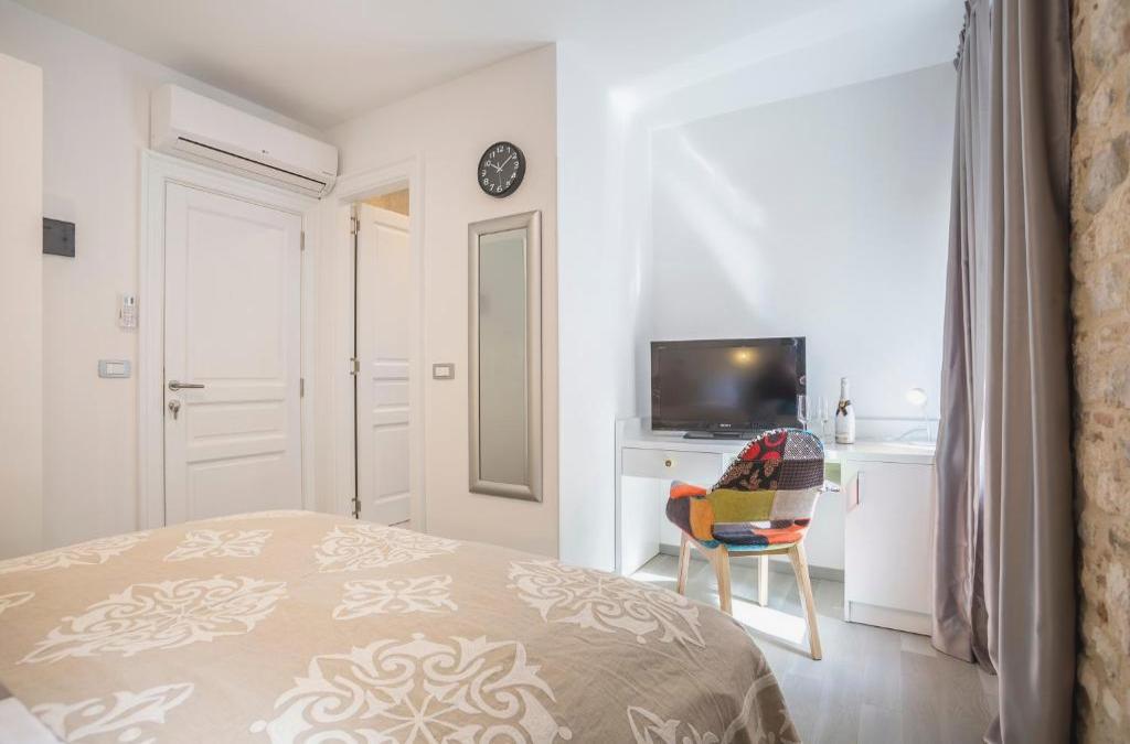 Centro di Centri Rooms