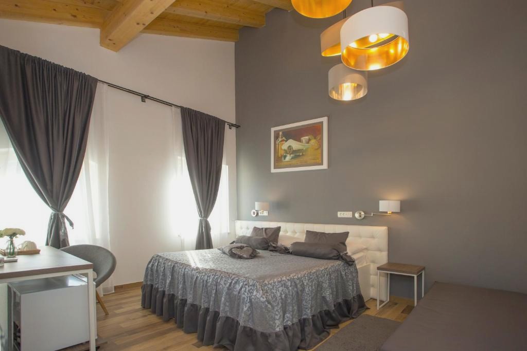 Aspalathos Residence