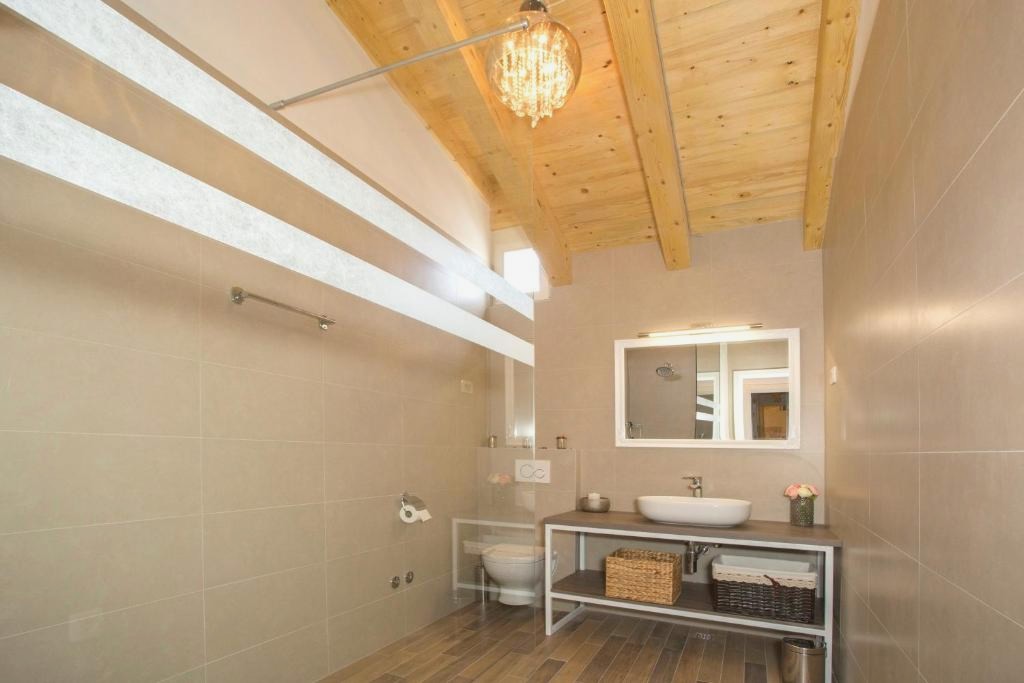 Aspalathos Residence